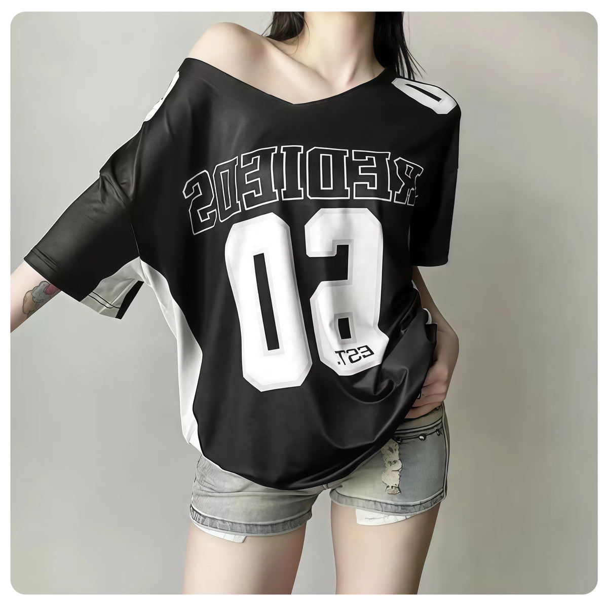 Summer American 90S Style Loose Casual Top with a Disappearing Bottom Effect, Off-Shoulder Sporty Short-Sleeve T-Shirt by KATA - Tropical Star