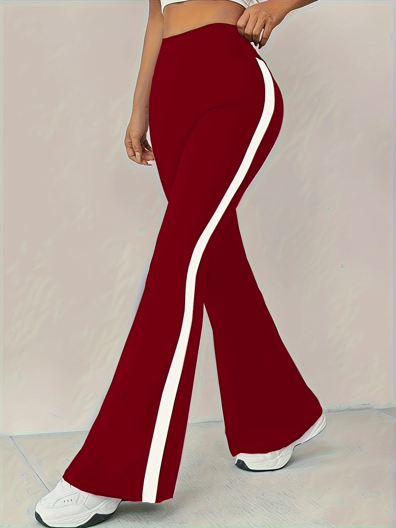 High-Waist Black Flare Pants with White Side Stripes | and Leg-Lengthening, Casual Style, Suitable for All Seasons