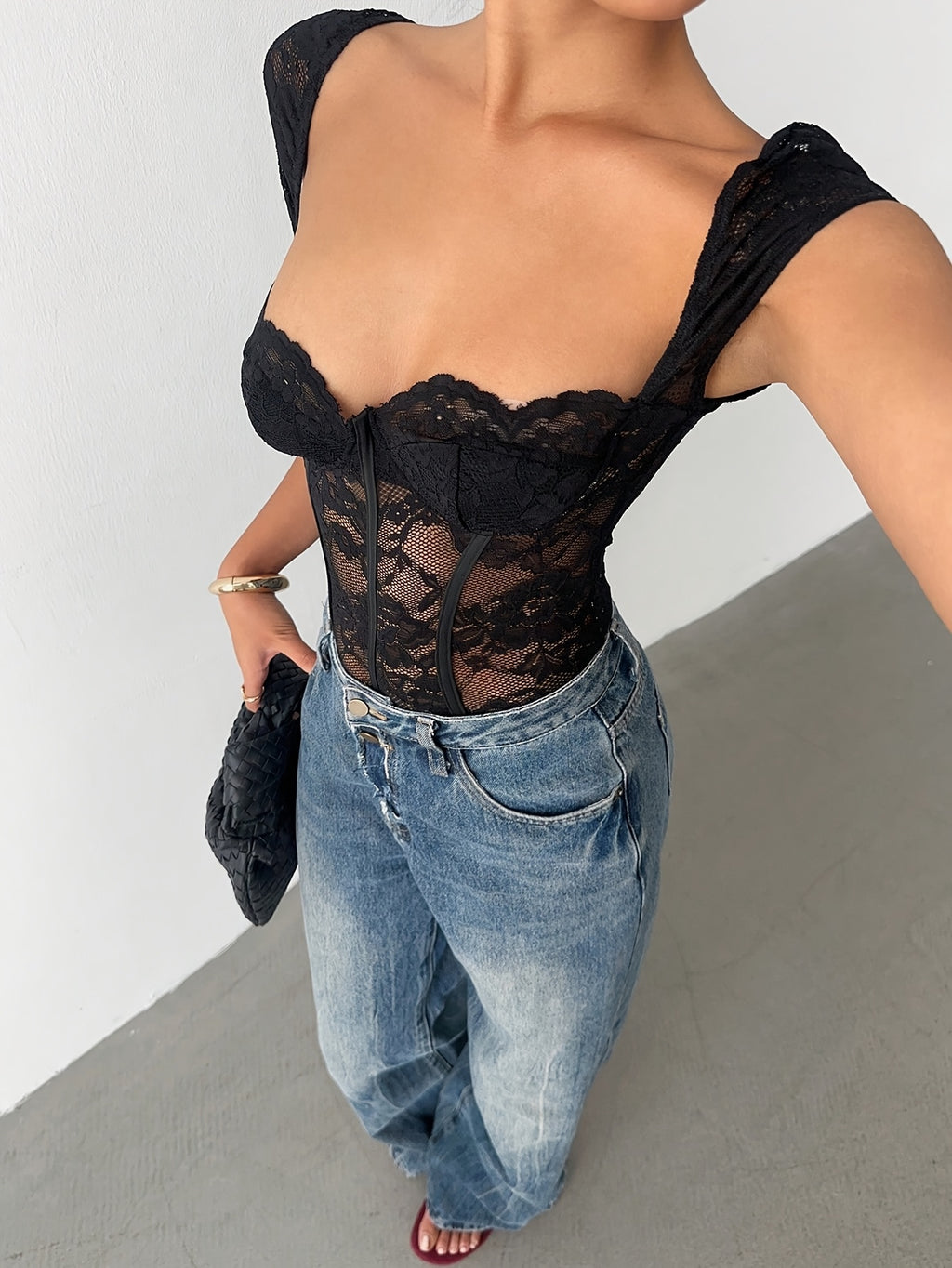 Women's Short Bodysuit, Elegant Party Jumpsuit, Sexy Fishbone Lace Trim Tight-fitting Outfit Suitable for Valentine's Day Parties, Date Nights, and Evening Events, Korean Fashion, Women's Tight-fitting Corset, Women's Casual